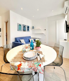 Hostdomus - White and Sea Suite Finale Ligure